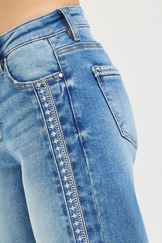 Barrel embroidery Denim
