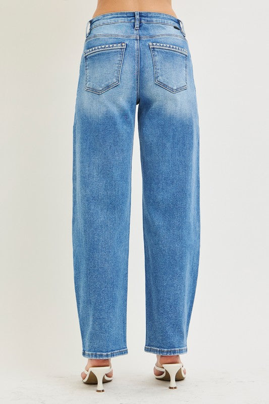 Barrel embroidery Denim