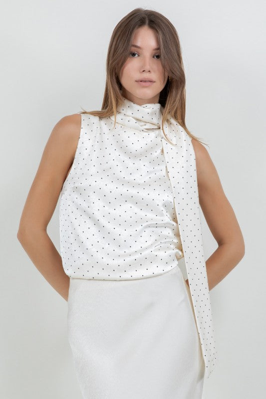Polkadot top
