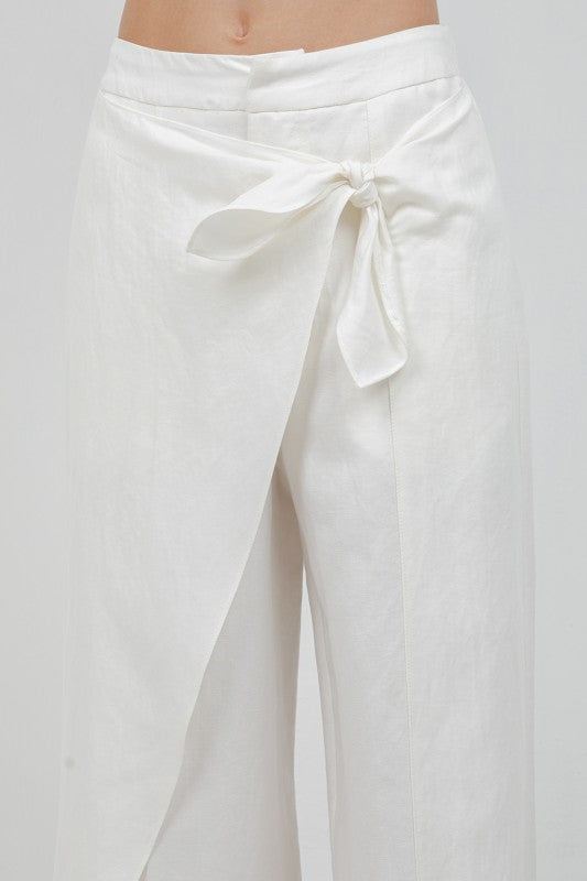 Overlapping Linen trousers