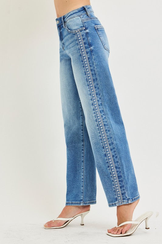 Barrel embroidery Denim