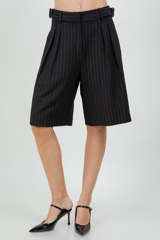 Sandy stripes bermudas