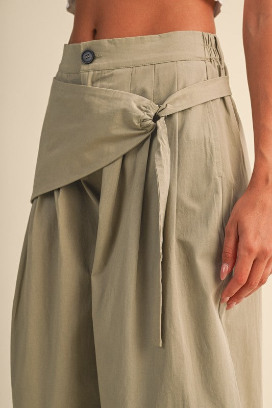 Barrel Leg oliva pants