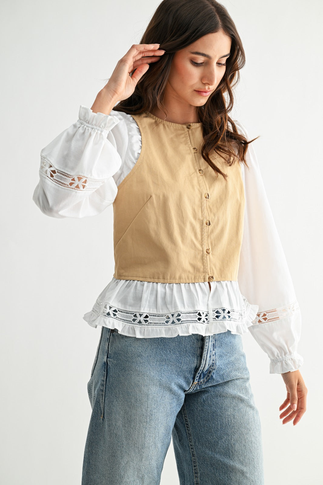 Taupe off white top